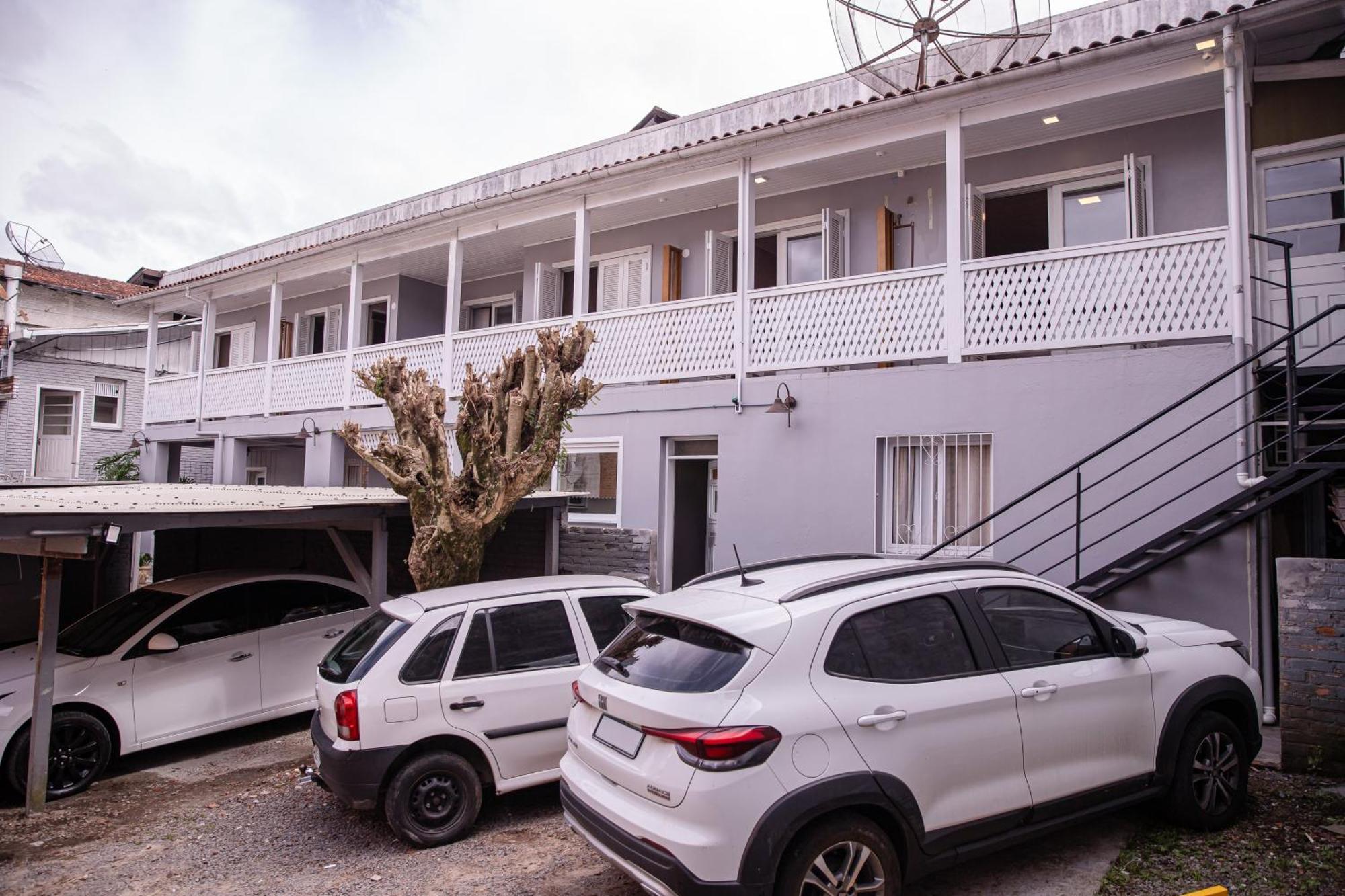 Hospedagem Vila Suica Centro Gramado Luaran gambar